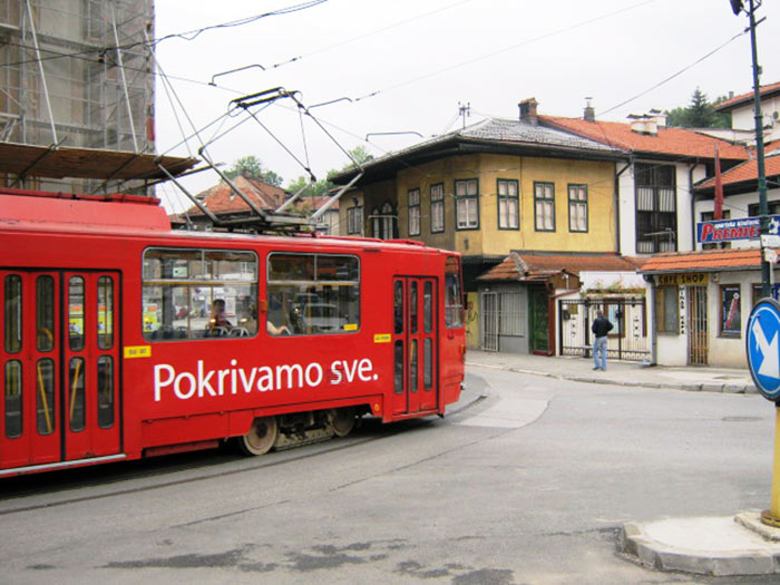 ▲ 보스니아의 수도 사라예보를 오가는 대중교통 수단 노면전차.