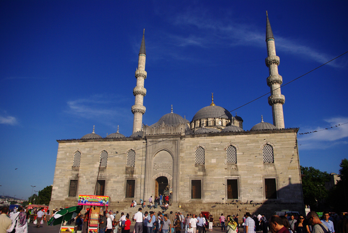 ▲ 무슬림 예배당인 모스크는 터키를 상징하는 것 중 하나다.
