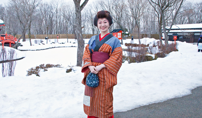 ▲ 눈 내린 홋카이도 거리에서 만난 일본 여성.