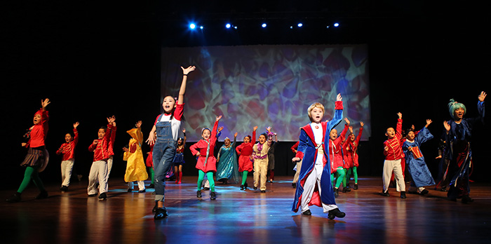 ▲ 포항시립연극단의 뮤지컬 ‘어린 왕자’는 아이들과 부모 모두에게 즐거움을 선사했다.