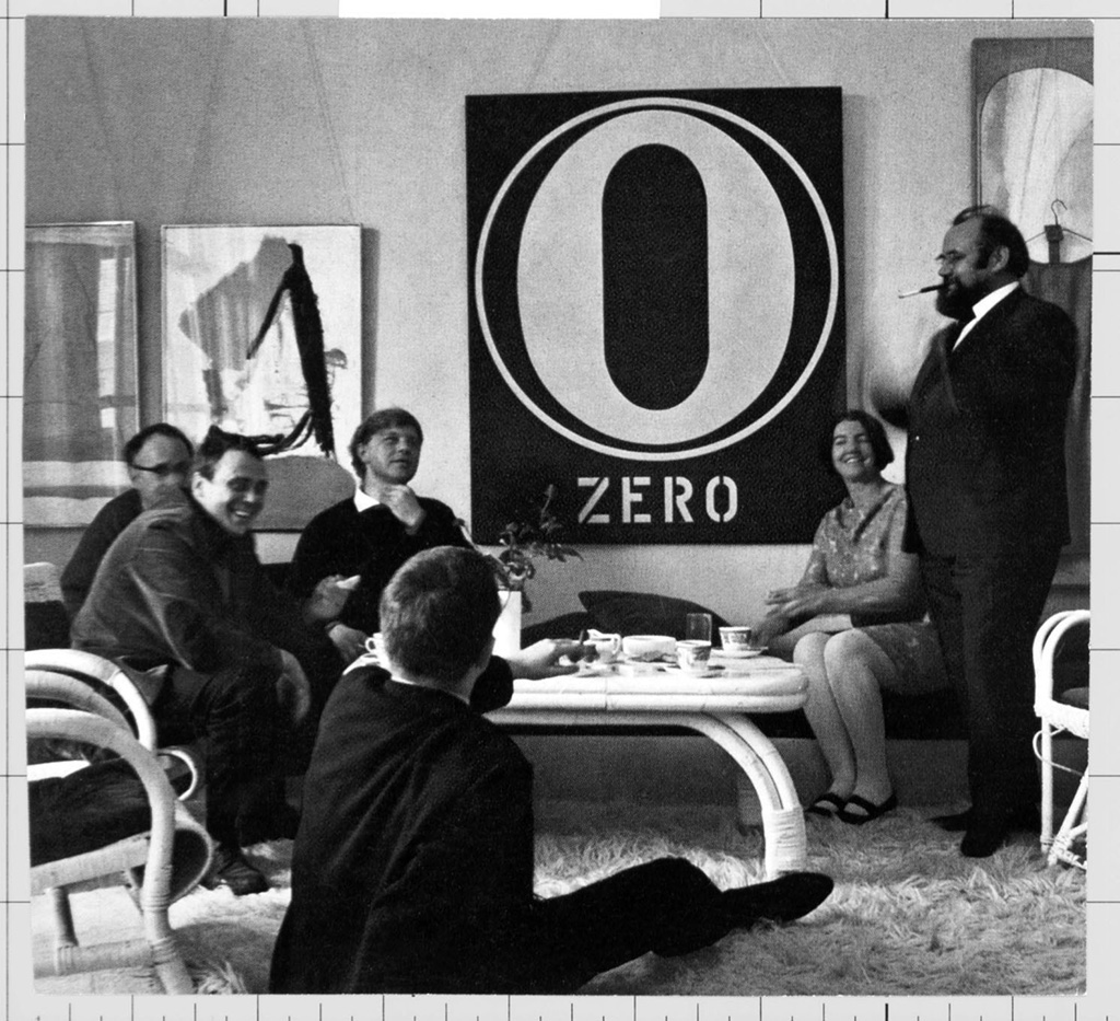 3. 1965년 갤러리스트 알프레드 슈멜라의 집에 모인 제로 미술가들. 사진: Jon Naar. copyright Jon Naar / ZERO foundation, Dǖsseldorf.