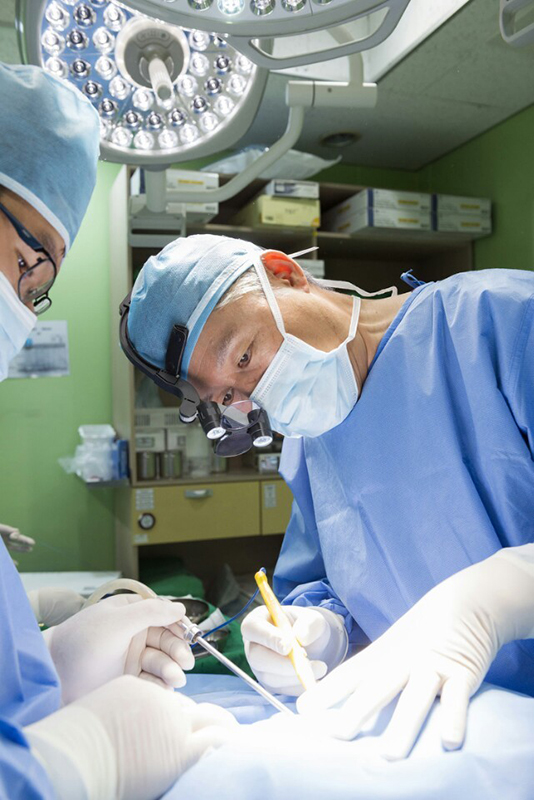 일명 ‘구병원 방식’이라 불리는 수술법을 배우기 위해 국내뿐만 아니라 해외에서도 의료연수 요청이 이어진다.  /구병원 제공