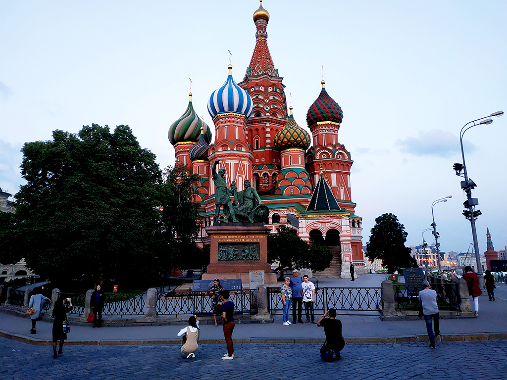 모스크바의 상징인 성 바실리 성당. 사진에서 보는 것보다 훨씬 아름다웠다.