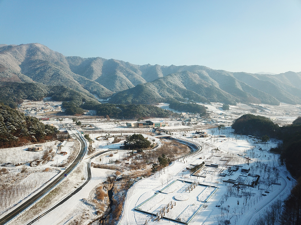 봉화군 국립 백두대간수목원의 겨울 풍경.