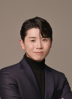 김정환 교수 